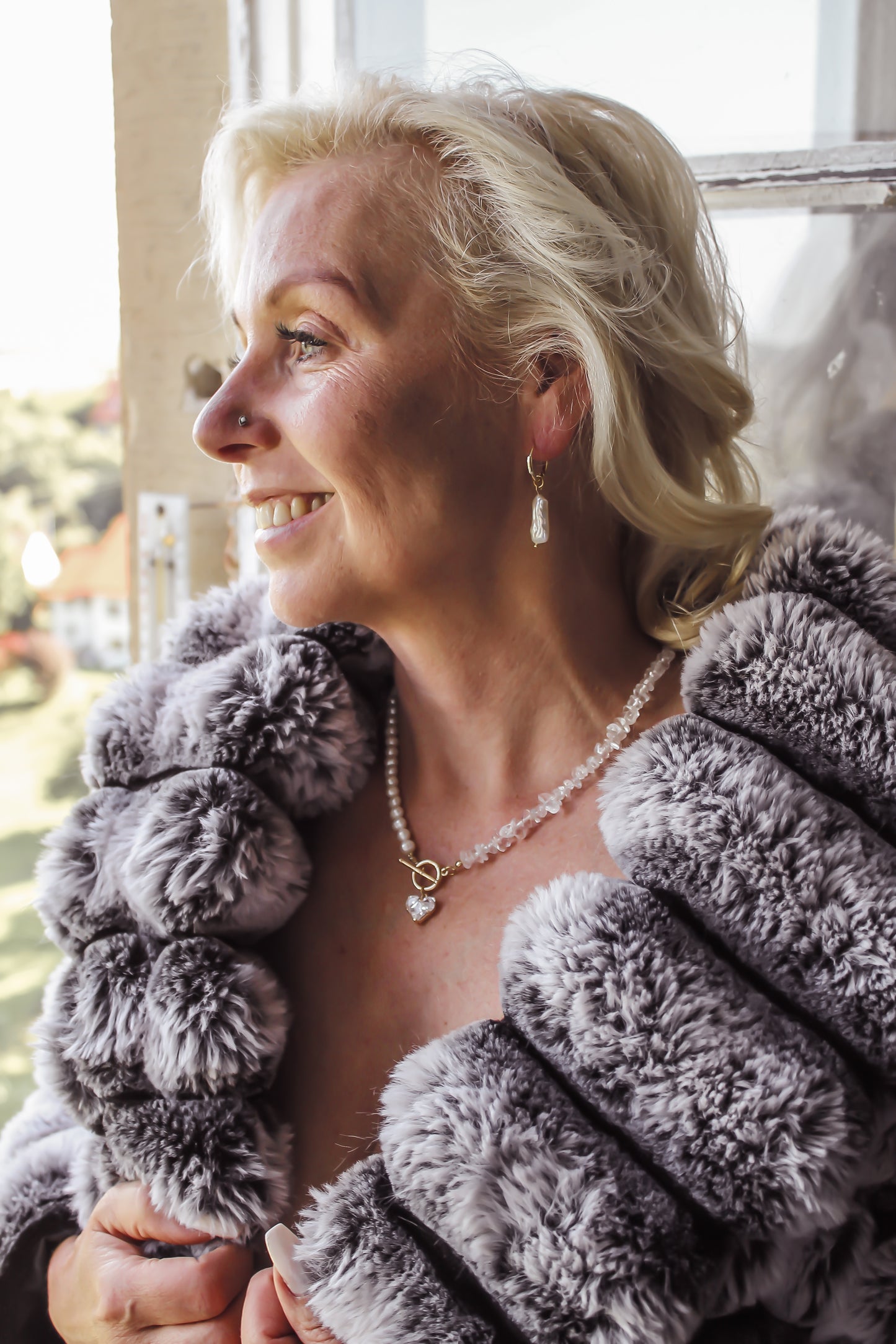 Collier aus Süßwasserperlen und Bergkristall